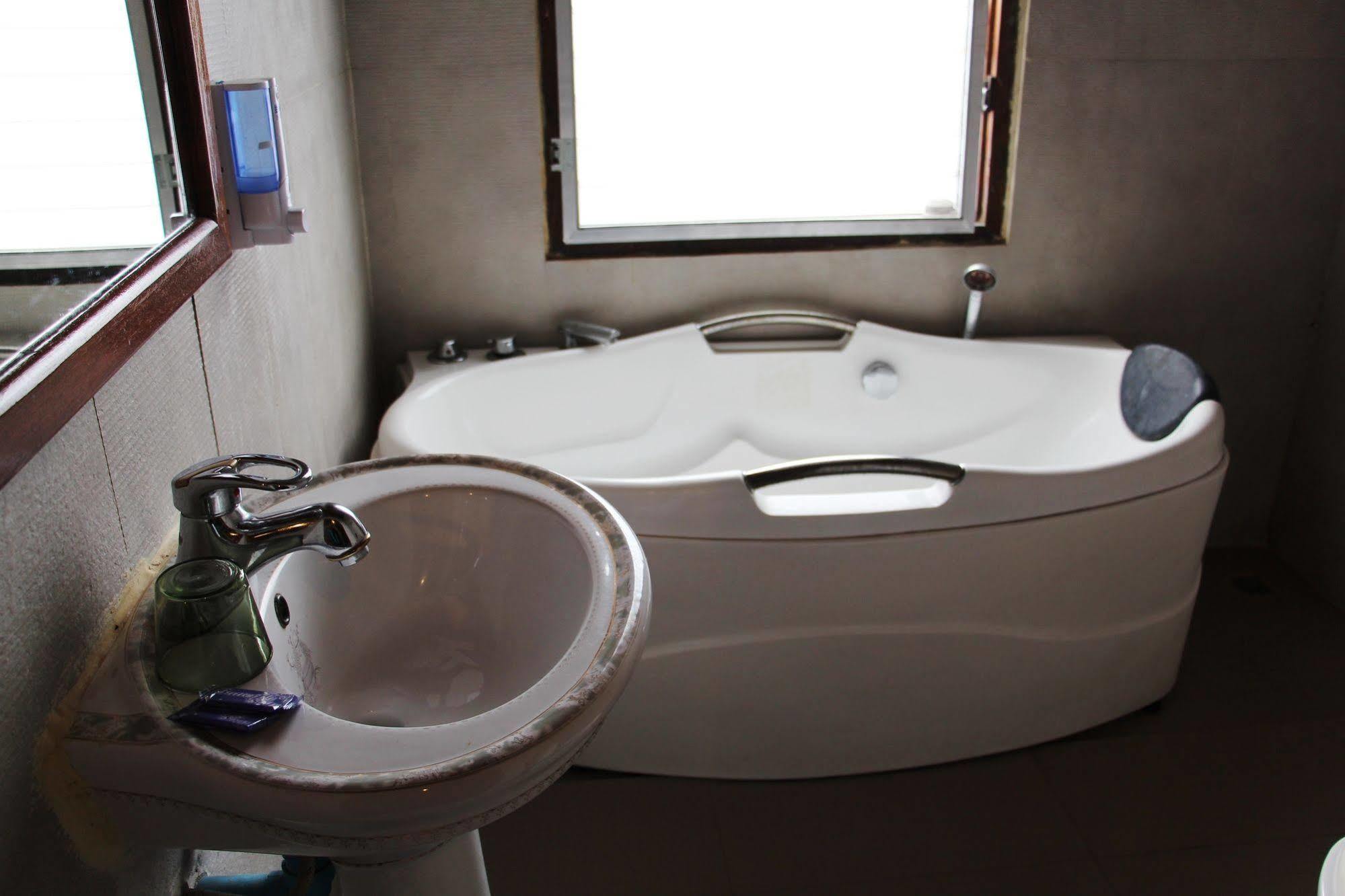 Thida Guesthouse Luang Prabang Buitenkant foto